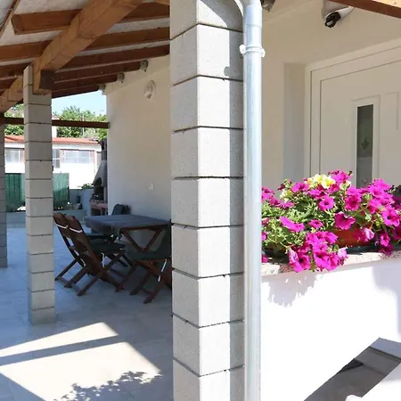 In Silo/insel Krk 26753 Apartament